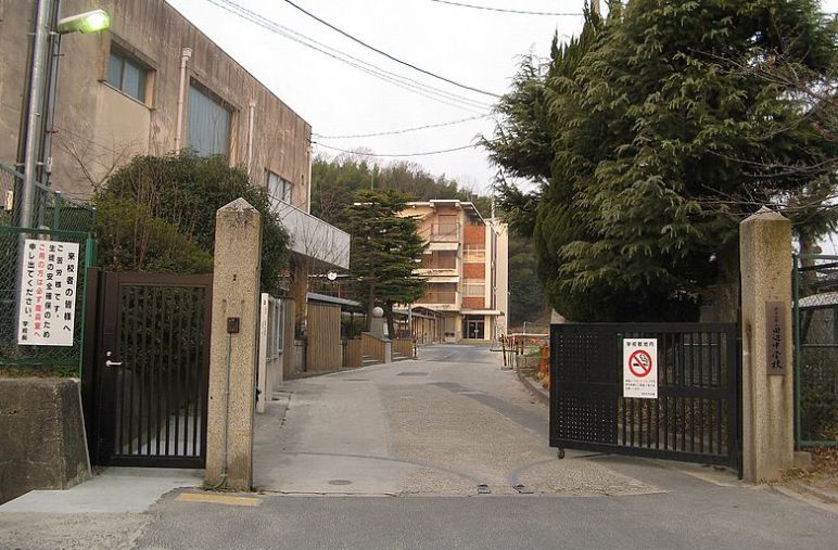 ガーデンソレイユ 小学校