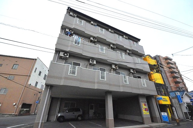 メゾン・ド・門司港 305号室 外観