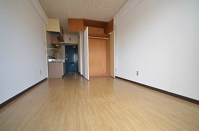 ロワールイン下到津 ベッドルーム