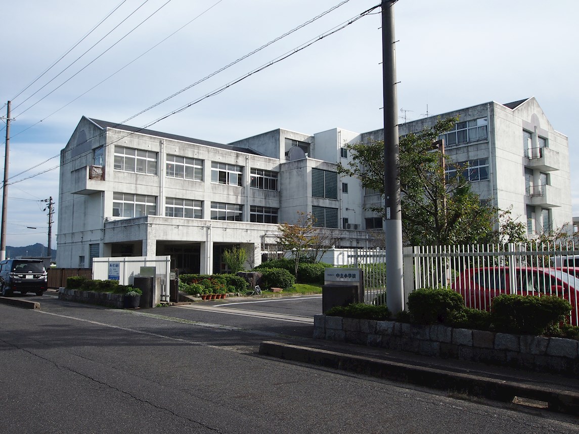 フレール・メゾン　Ａ棟 小学校