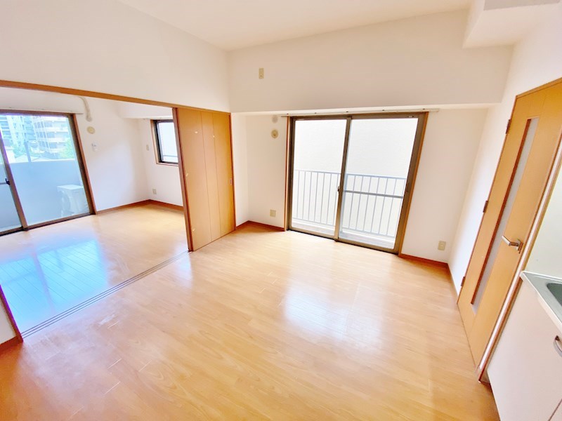 ラフィーネ小倉 リビング