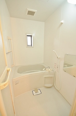 ユニゾン上富野A棟 　 風呂画像