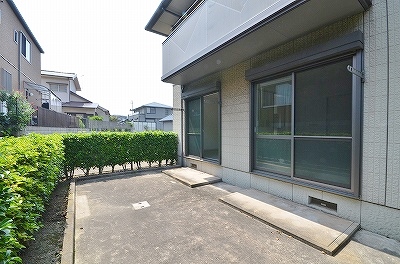 ユニゾン上富野A棟 　 ベランダ