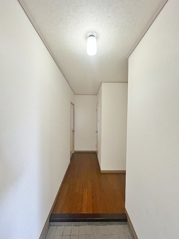 大八ビル  玄関