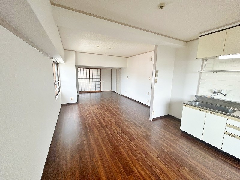 大八ビル  リビング