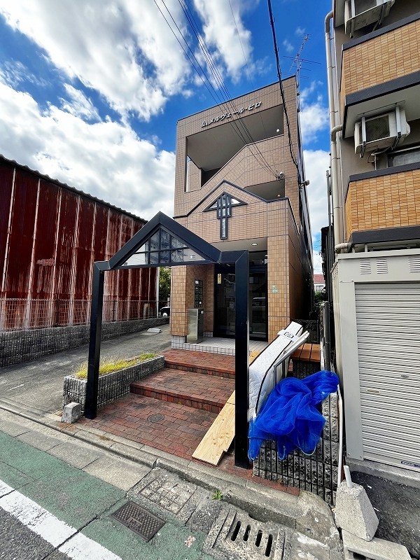 メルヴェールヒロ 303号室 外観