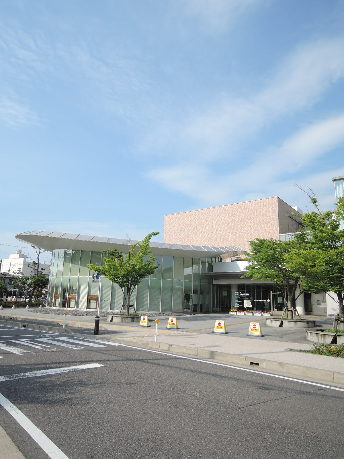 BUENA笹口Ⅲ 図書館