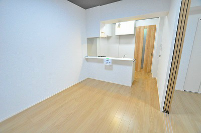 ＡＸＩＯ　ＫＯＫＵＲＡ（アクシオ小倉） リビング