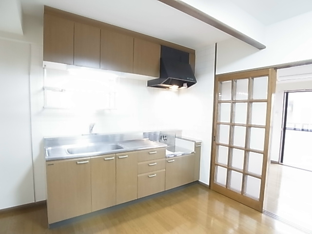 パインツリーコート キッチン