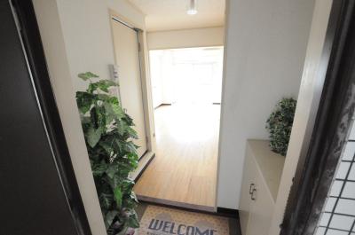 ハイファッション館 玄関