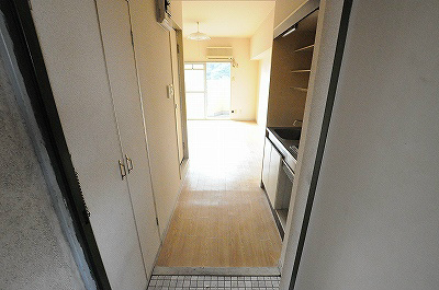 歯大前スカイマンション 玄関