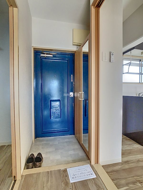 メゾンド桐ヶ丘 玄関