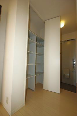 コリーヌ和 玄関