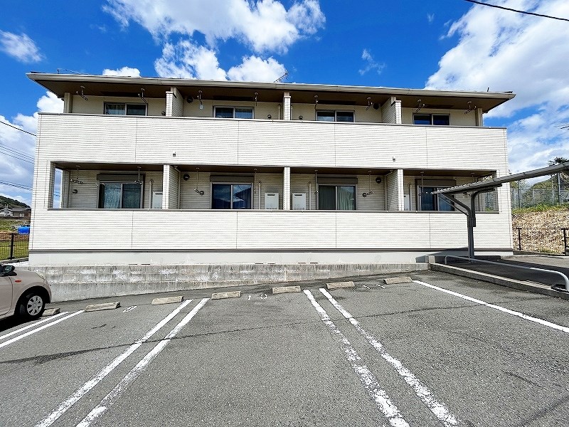 グランエスポワール  102号室 外観