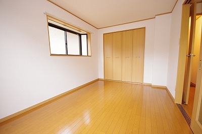 フィオーレ長行西 ベッドルーム