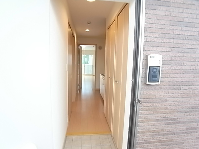 ソミール新松戸Ⅱ 玄関