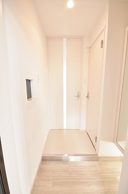 アンテス上到津  玄関