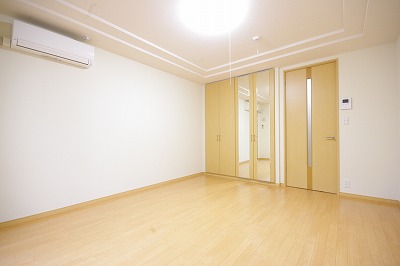 エクレセンス長野 ベッドルーム