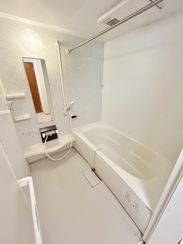 メゾンラフィーネＡ棟 風呂画像