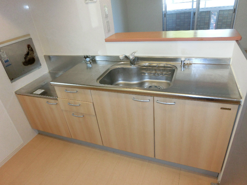 ストラーダ キッチン