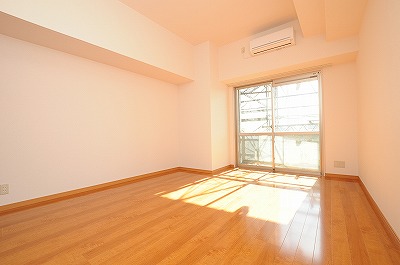 サンシャイン十番館.曽根 リビング