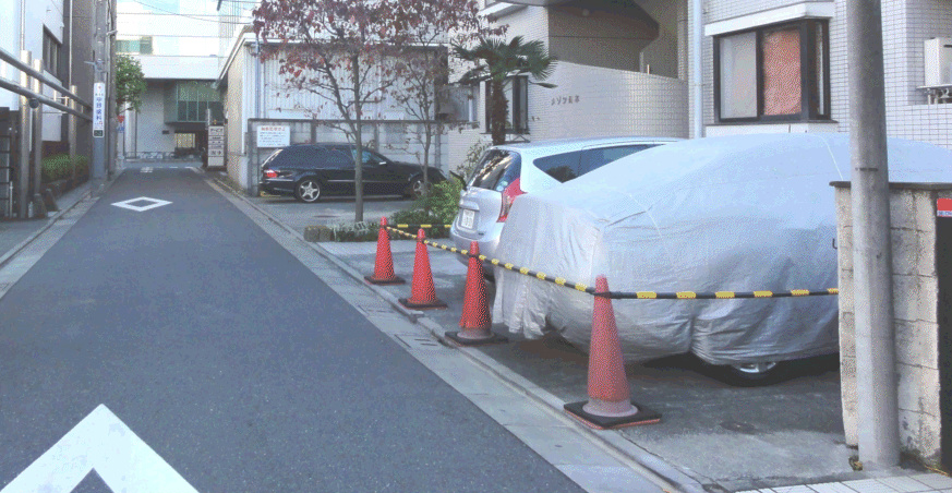 メゾン川本駐車場 8号室 外観