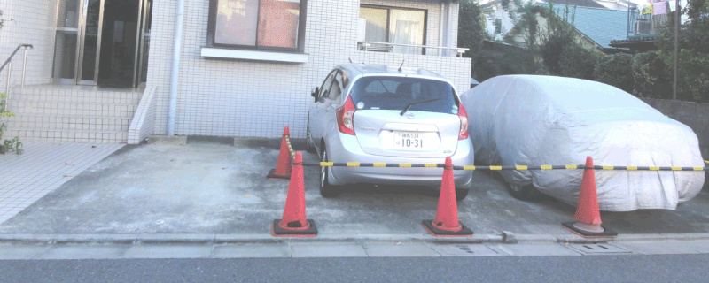 メゾン川本駐車場 リビング
