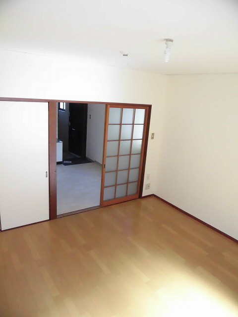 コスモハイツ北白川 ベッドルーム