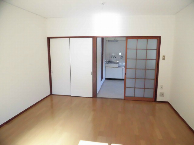 コスモハイツ北白川 ベッドルーム