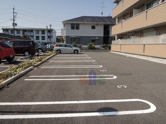 ヴィラウィステリア 駐車場
