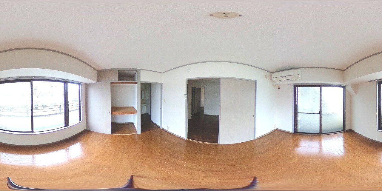 MAISON TSUTSUI 洋室