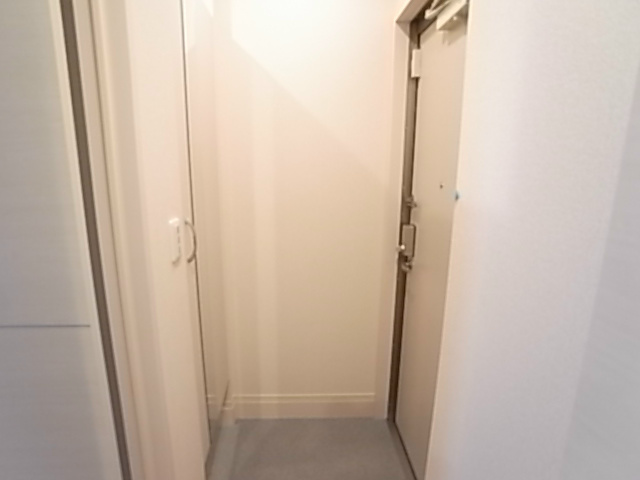 リースフォート 玄関