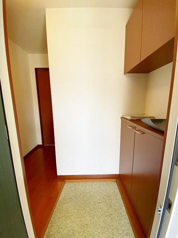 リンデンバーム　Ｂ棟  玄関