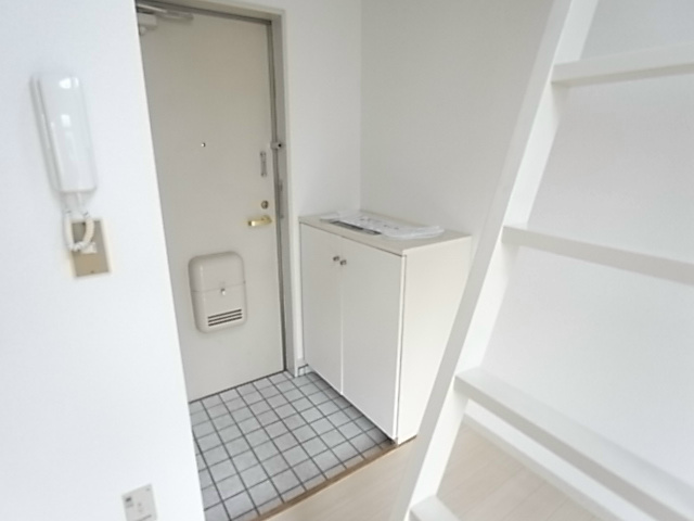 ジュネパレス松戸第95 玄関