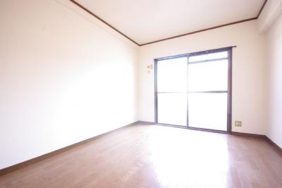 第７泰平ビル ベッドルーム