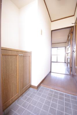 第７泰平ビル 玄関