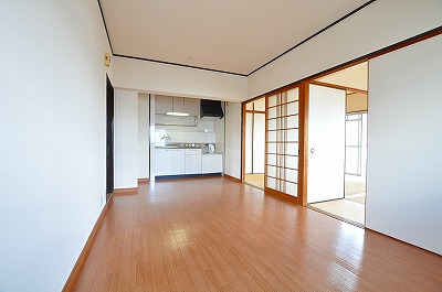 第３泰平ビル リビング