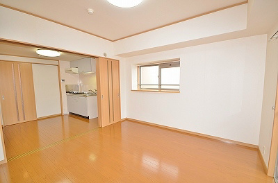 アーバンフォレスト片野 リビング