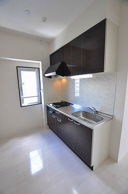 LE GRAND BLEU QUATRE（グランブルーキャトル） キッチン