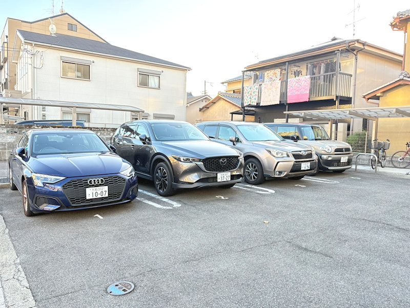 シャーメゾンソシア 駐車場