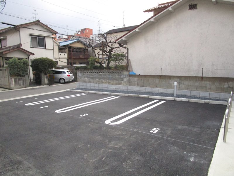シャーメゾンソシア 駐車場