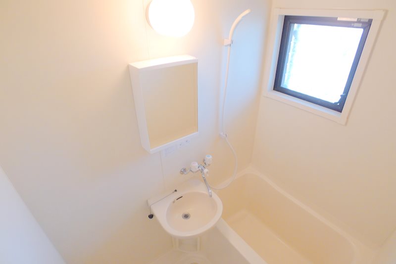 クルトゥラドーモ英萌Ⅱ 風呂画像