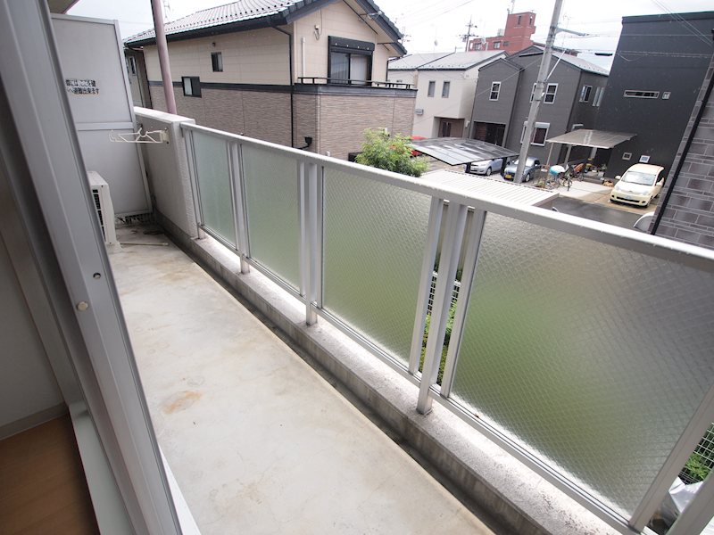 ファミーユ南高田 ベランダ