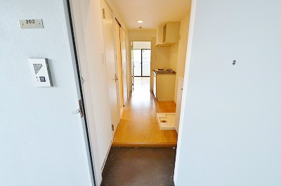 ガーディアンズパレス小倉 玄関