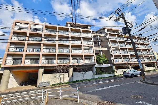 パティオス守恒 206号室 外観