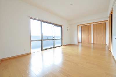 グランヒルズ下曽根 リビング