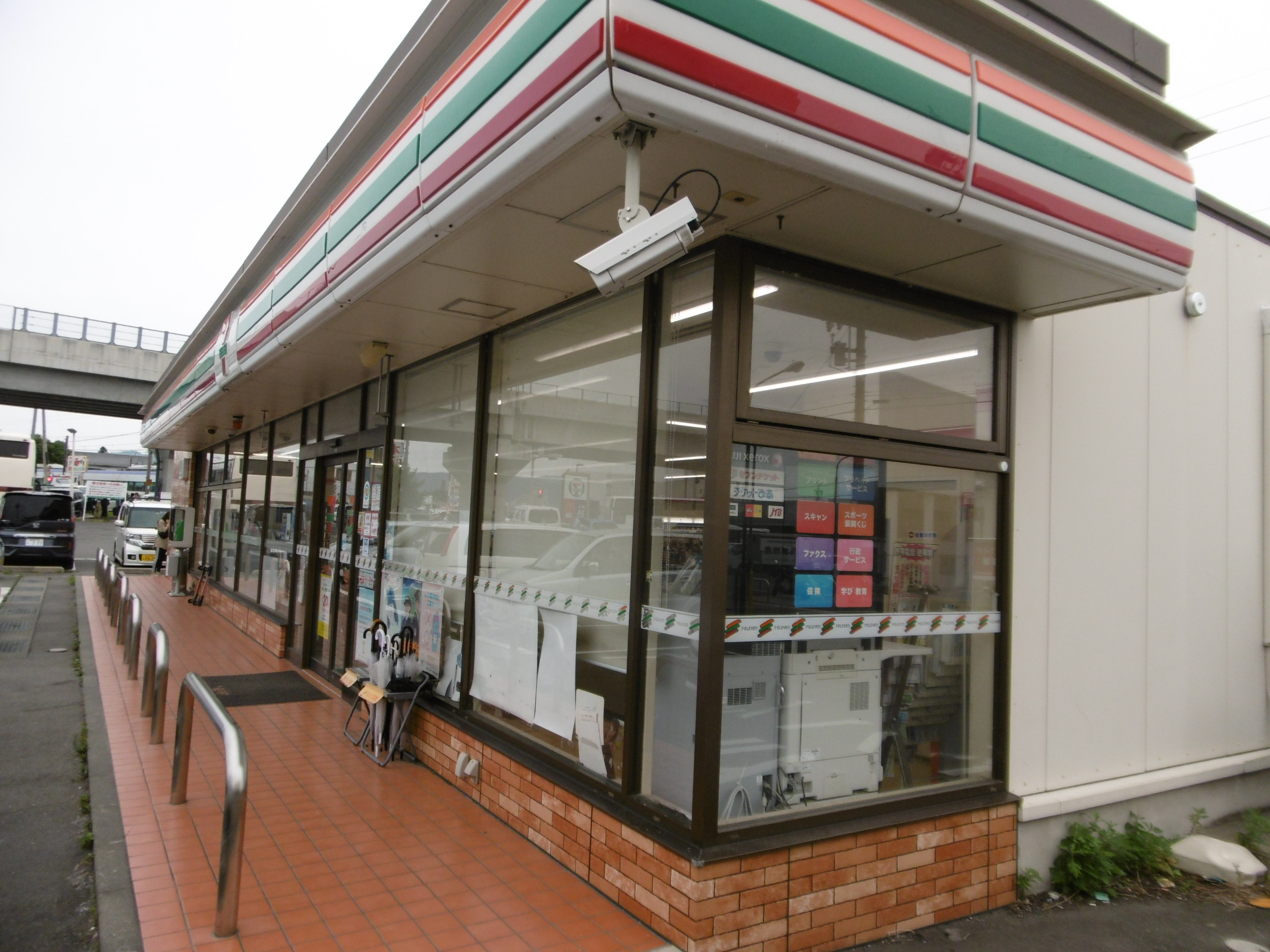 Branche西原Ⅱ コンビニ