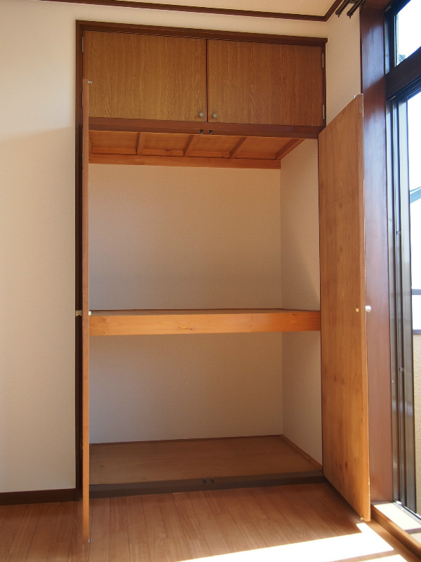 サンモール西原 収納