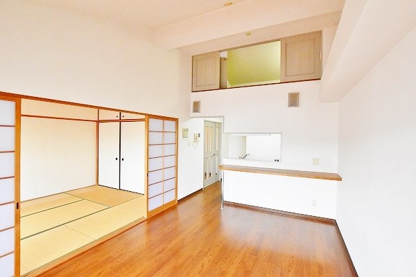 ヴィクトリアパラッツォ  リビング