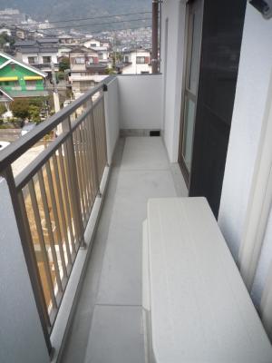 コンクルージョンフォート ベランダ